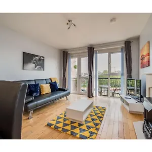 Apartment Apartments: Cromwell, Belfast