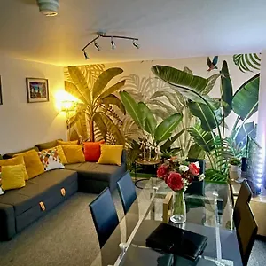 Apartment Malone Crescent - 2br, 2b In Centre, Belfast